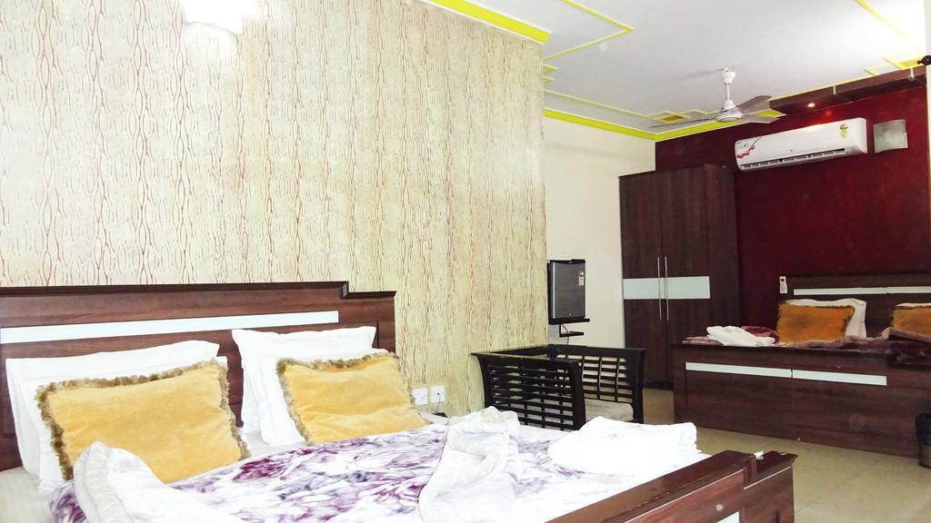 Hotel Durga International 新德里 外观 照片